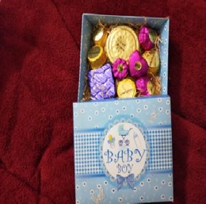 Baby boy/ Girl boxes with 15 pcs of chocolates